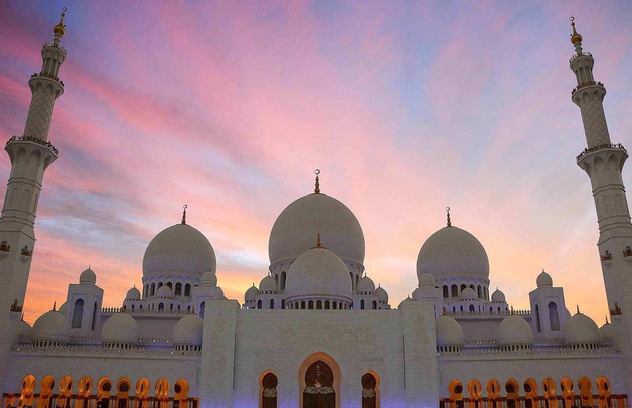 Beautiful intricate architecture of a mosque in the UAE